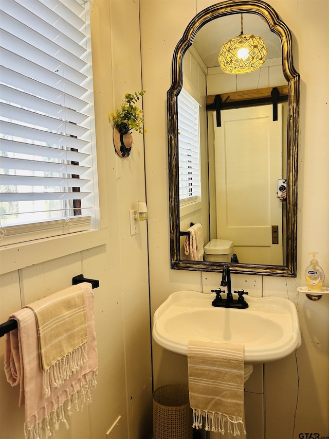 bathroom with sink