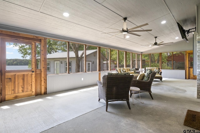view of sunroom / solarium