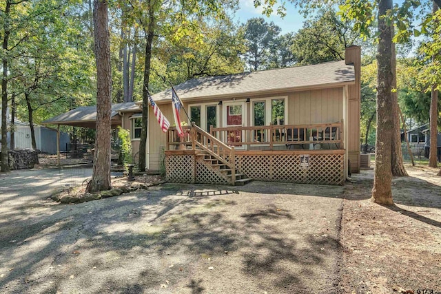 view of front of home featuring a deck