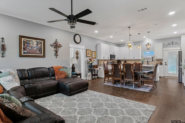 393 E Pennsylvania Ave, Van, TX 75790 - photo 15