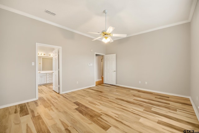 unfurnished bedroom featuring ensuite bathroom, ceiling fan, light hardwood / wood-style flooring, and crown molding