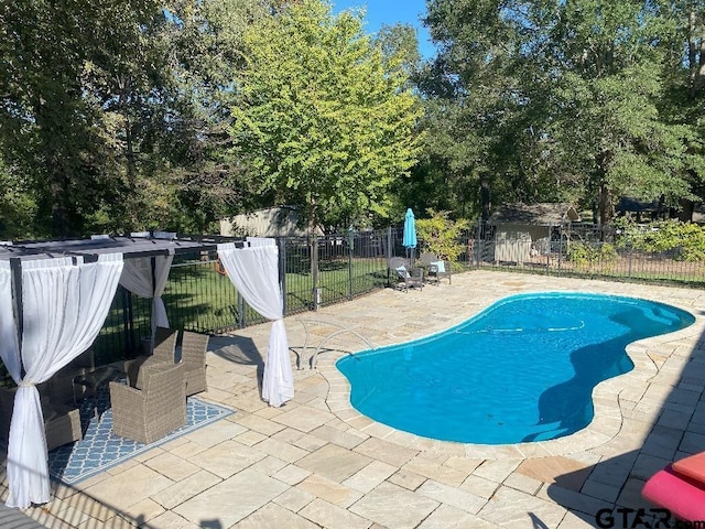 408 Cumberland Rd, Tyler, TX 75703 - view of swimming pool featuring a patio area and view of scattered trees