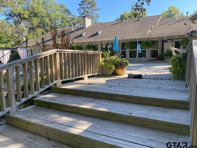 408 Cumberland Rd, Tyler, TX 75703 - view of wooden terrace