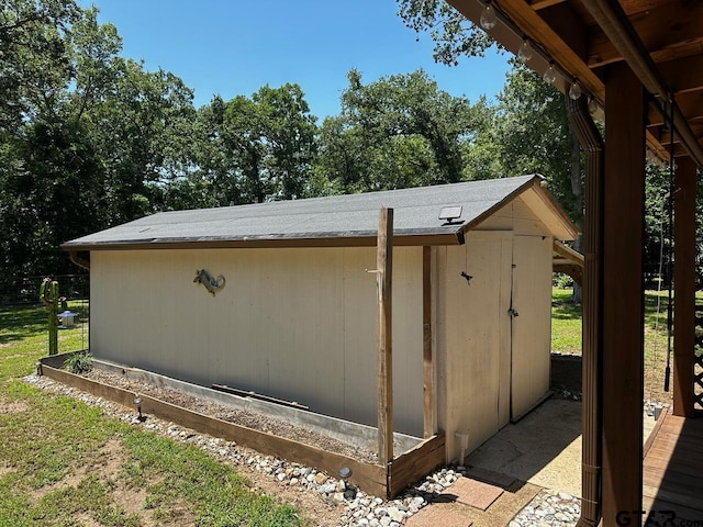 view of outbuilding