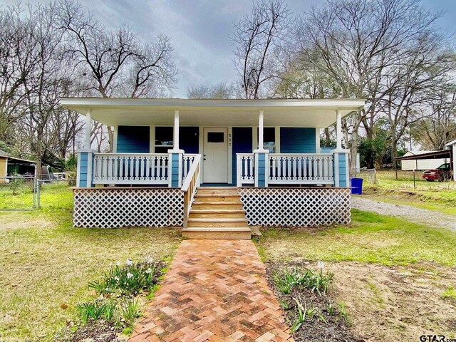 807 Monroe St, Crockett, TX 75835
