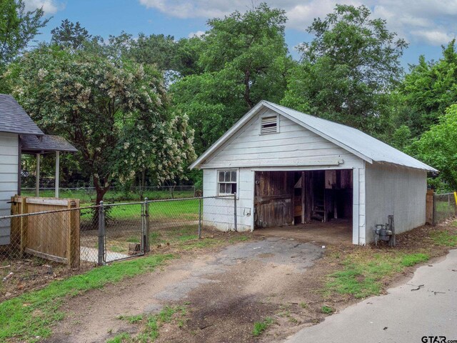 137 Frances St, Mineola, TX 75773 - photo 4