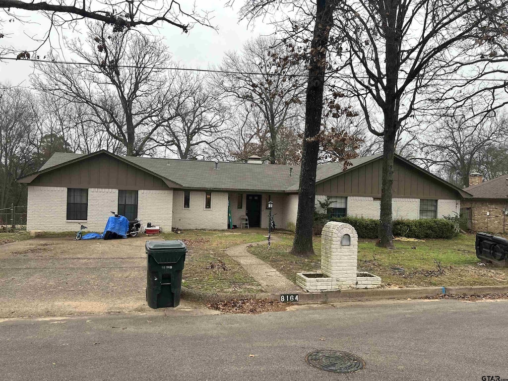 view of ranch-style home