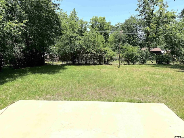 828 Adams St, Jacksonville, TX 75766 - view of yard with a patio area