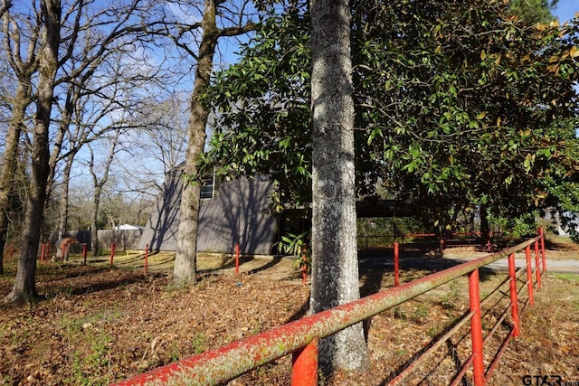6385 Wagon Tree Trl, Athens, TX 75751 - view of yard with fence