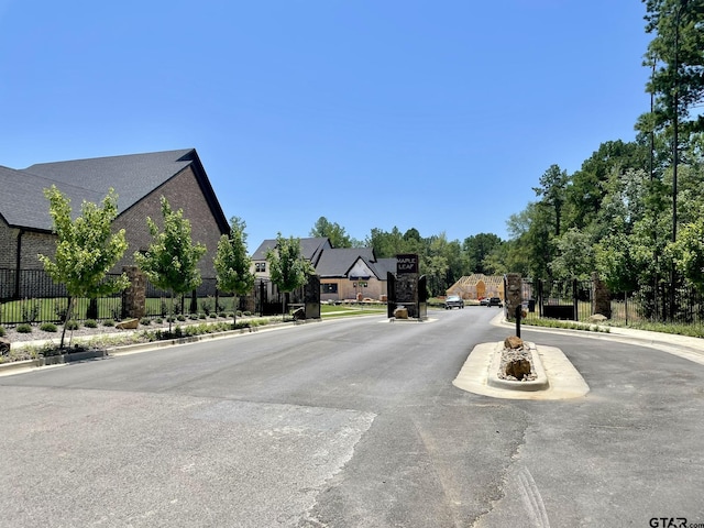 1552 Maple Cir, Tyler, TX 75703