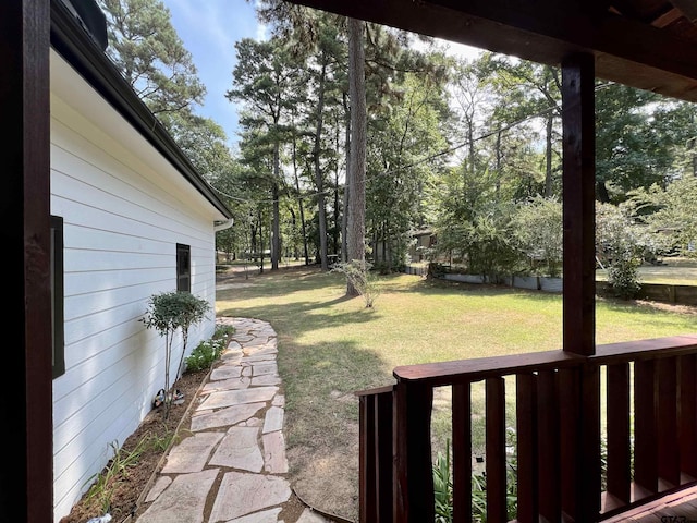 306 Lake Dr, Mount Vernon, TX 75457 - view of green lawn