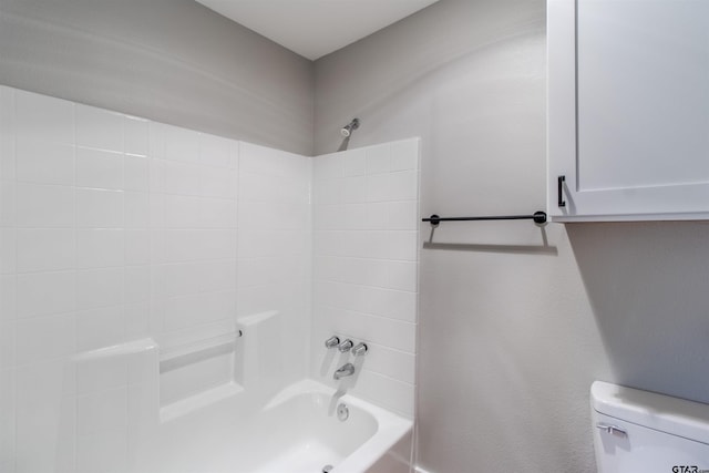 415 Thigpen Dr, Tyler, TX 75703 - bathroom featuring shower / bathtub combination and toilet
