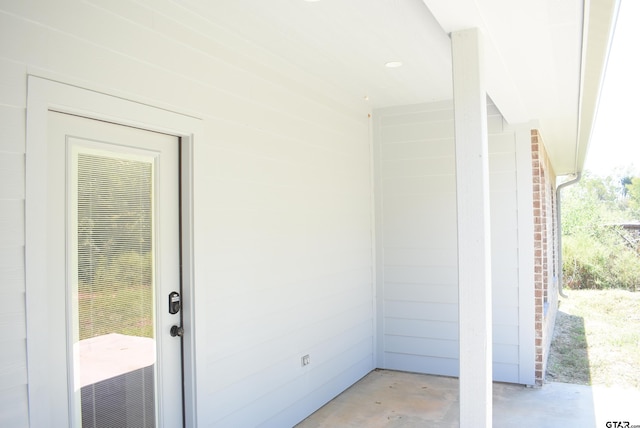 155 Ruby Ln, Nacogdoches, TX 75965 - view of exterior entry