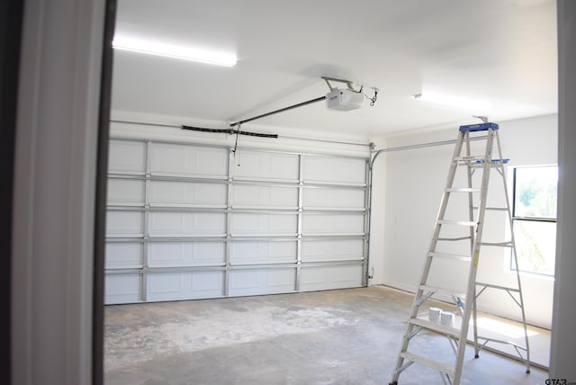 155 Ruby Ln, Nacogdoches, TX 75965 - garage with a garage door opener