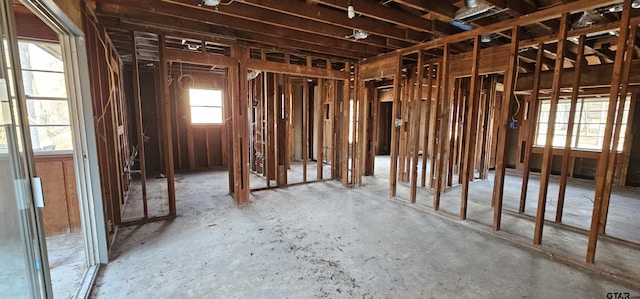 204 Lakeside Dr, West Tawakoni, TX 75474 - view of misc room