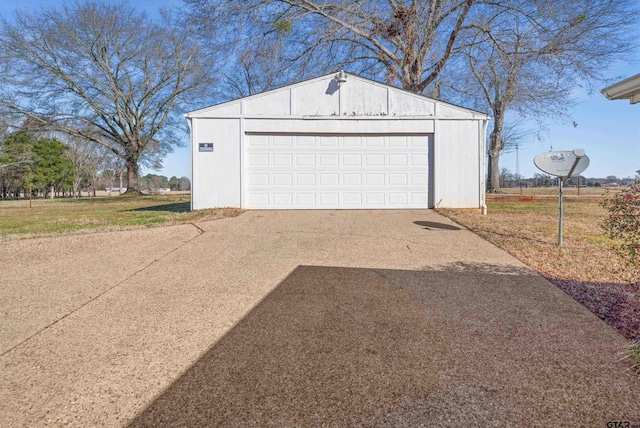 view of detached garage