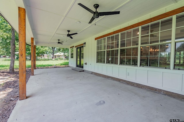 view of patio featuring ceiling fan