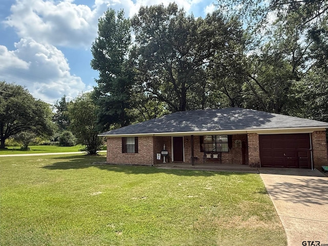 223 Elmwood St, Jacksonville, TX 75766 - photo 2