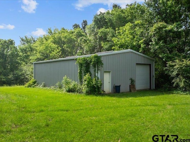 view of outbuilding featuring an outbuilding
