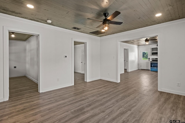 924 Kaufman St, Mount Vernon, TX 75457 - unfurnished living room with a ceiling fan, visible vents, wooden ceiling, wood finished floors, and baseboards