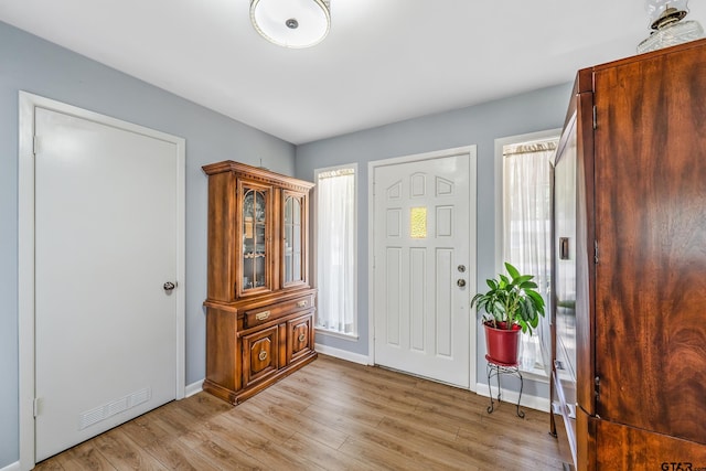 2600 Boldt Ave, Tyler, TX 75701 - foyer featuring light wood-type flooring