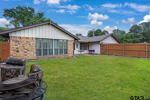 800 Neches Dr, Tyler, TX 75702 - rear view of property featuring brick siding