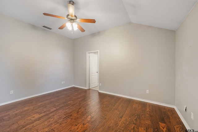 10820 Cactus Trl, Flint, TX 75762 - unfurnished room featuring a ceiling fan, wood finished floors, and vaulted ceiling