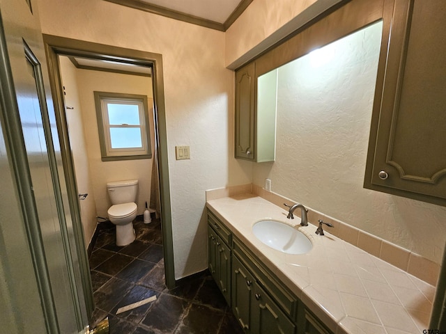 236 La Jolla Dr, Athens, TX 75751 - bathroom with vanity, toilet, and a textured wall