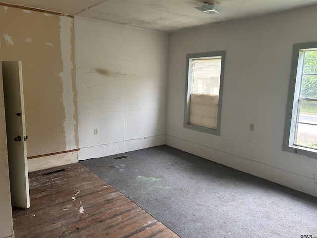 524 E San Antonio St, Alto, TX 75925 - empty room featuring wood finished floors
