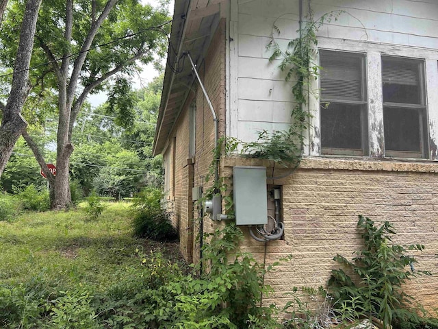 524 E San Antonio St, Alto, TX 75925 - exterior view of electric meter