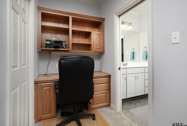 11831 Smallwood Dr, Flint, TX 75762 - home office featuring ornamental molding and built in study area