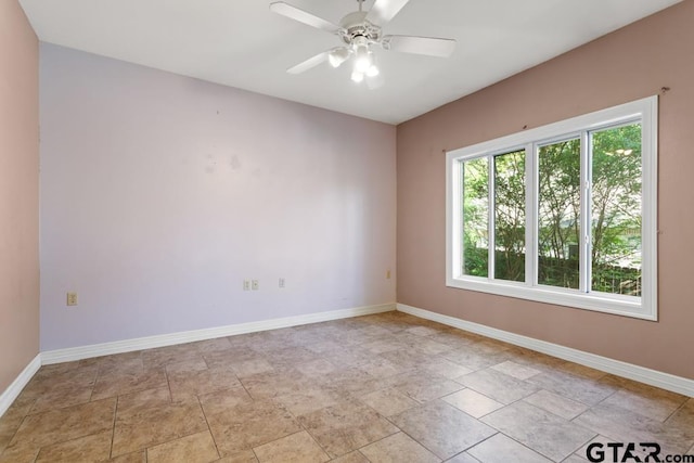 empty room with ceiling fan