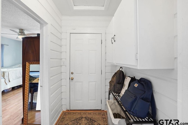 818 Rusk St, Tyler, TX 75701 - entryway with wood finished floors and ceiling fan