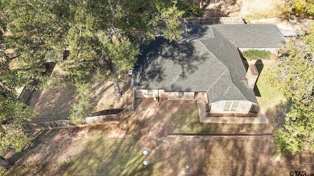 ranch-style house with a front yard