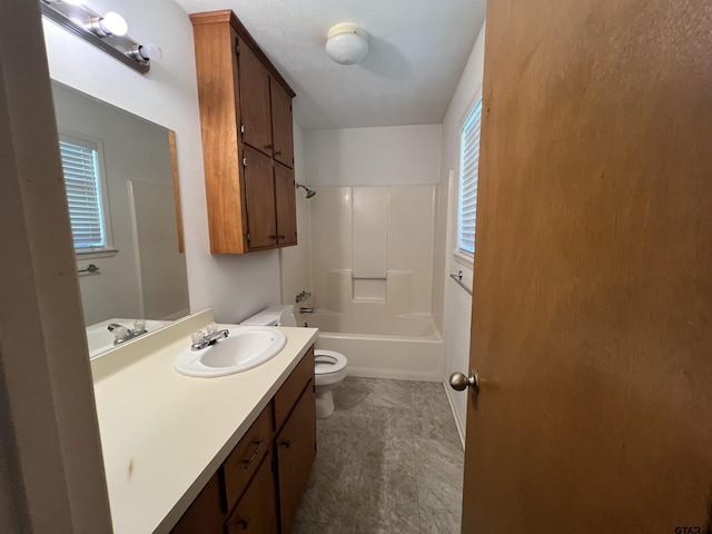 117 Harvey St, Rusk, TX 75785 - bathroom featuring vanity, plenty of natural light, and shower / washtub combination