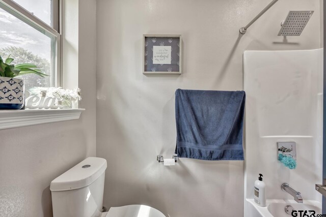 113 Stuart St, Arp, TX 75750 - full bathroom featuring a shower and a bath