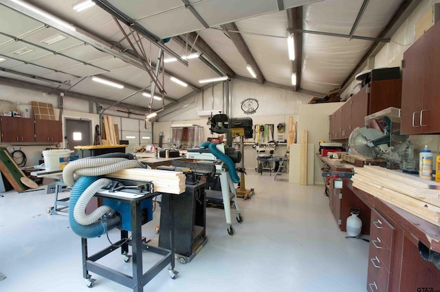 14647 County Road 2337, Tyler, TX 75707 - garage featuring a workshop area