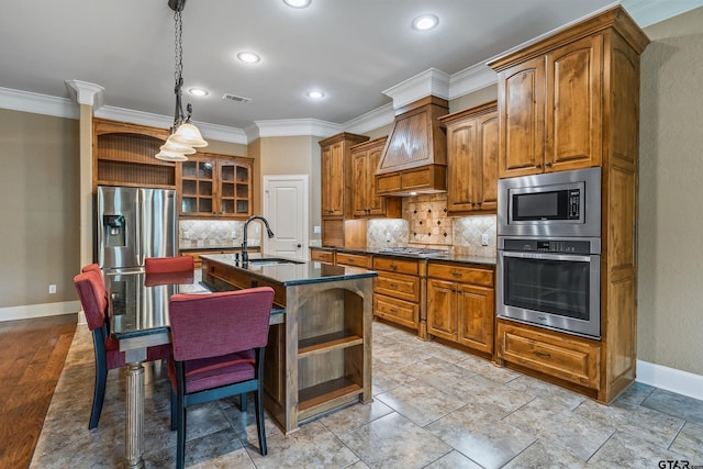 kitchen with stainless steel appliances, open shelves, a sink, dark countertops, and crown molding