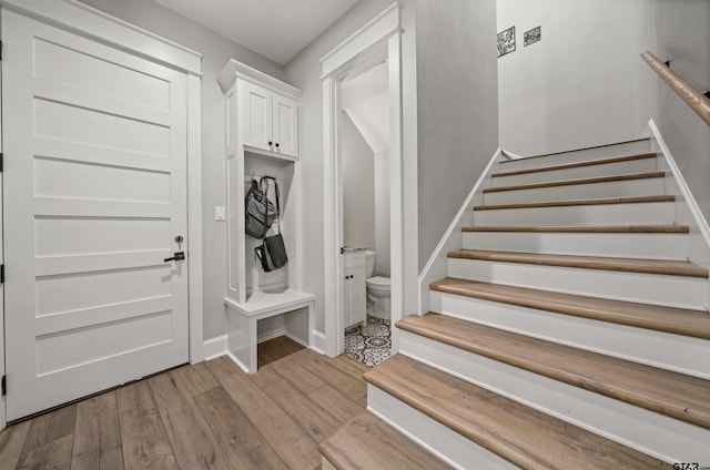 14607 Reserve Ct, Tyler, TX 75707 - mudroom with wood finished floors and baseboards