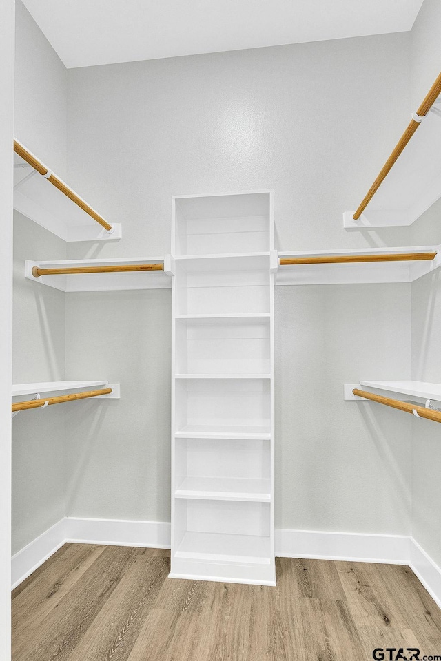 3255 Vz County Road 2120, Canton, TX 75103 - walk in closet featuring wood finished floors