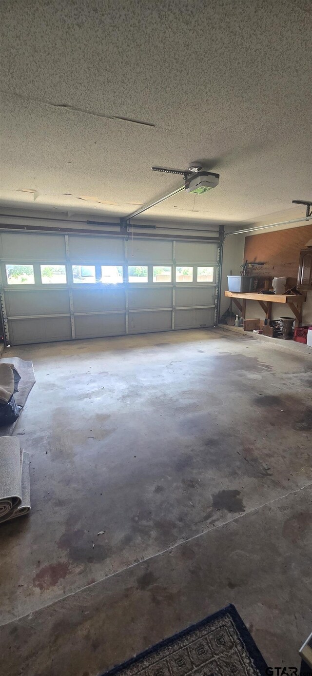 406 Brookwood Dr, Mount Pleasant, TX 75455 - view of garage