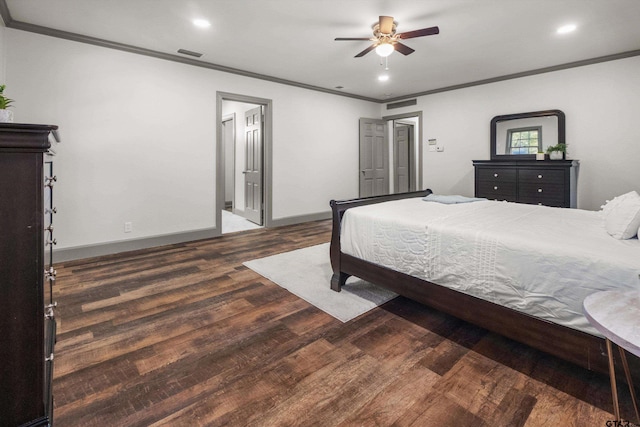 bedroom featuring crown molding, wood finished floors, baseboards, recessed lighting, and a ceiling fan