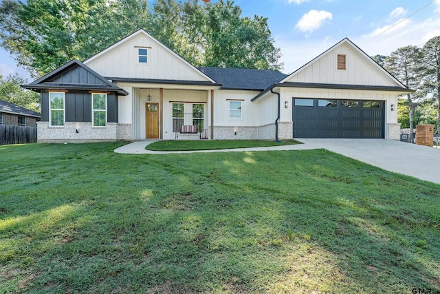 519 Crystal Ave, Rusk, TX 75785 - modern farmhouse style home featuring a garage, concrete driveway, and board and batten siding