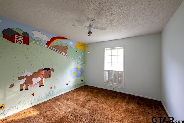 unfurnished bedroom featuring a textured ceiling, ceiling fan, carpet flooring, and baseboards