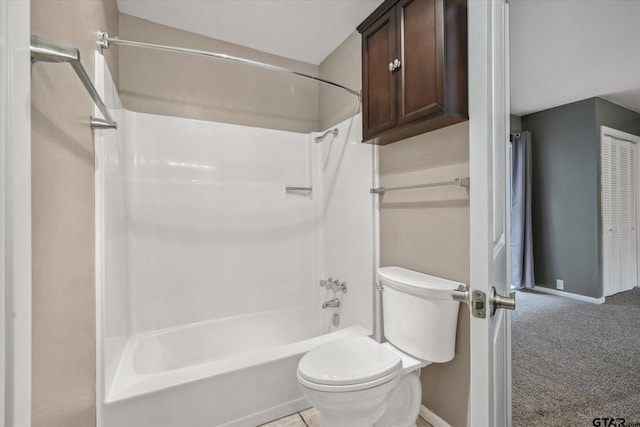 381 Winding Trl, Holly Lake Ranch, TX 75765 - full bathroom featuring shower / bathtub combination, toilet, and baseboards