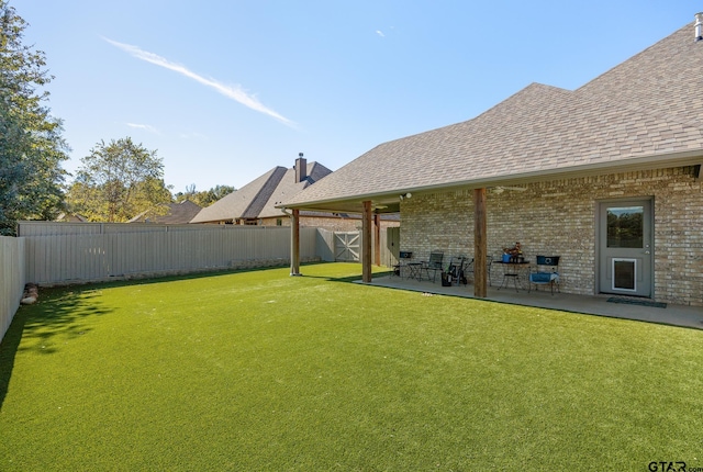 view of yard with a patio