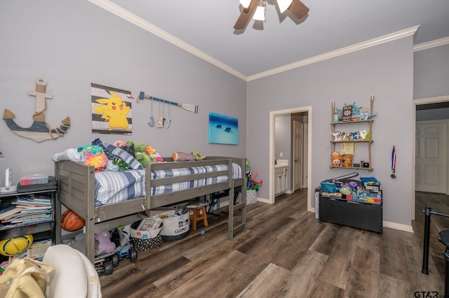 bedroom featuring crown molding, dark hardwood / wood-style floors, and ceiling fan