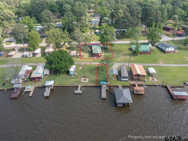 22090 Sportsmans Dr, Chandler, TX 75758 - view of property location with property boundaries highlighted and a nearby body of water