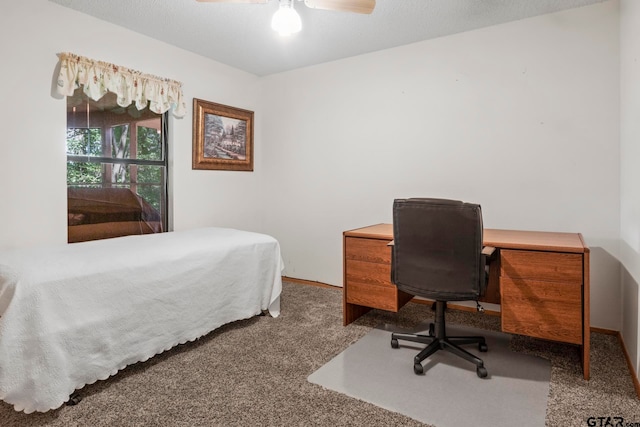 bedroom featuring carpet and ceiling fan