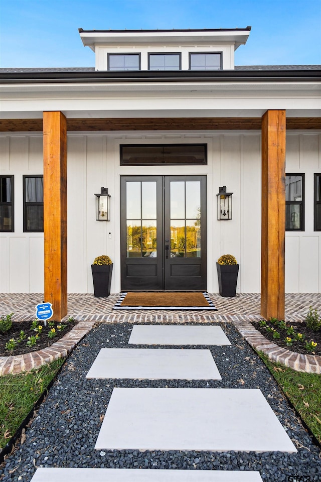 doorway to property with a porch